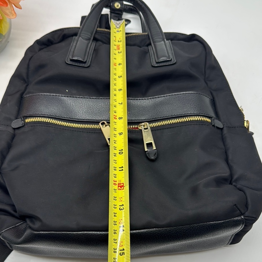 Travanti Black Nylon Lightweight Travel Computer Backpack TOT7890B - Picture 10 of 13
